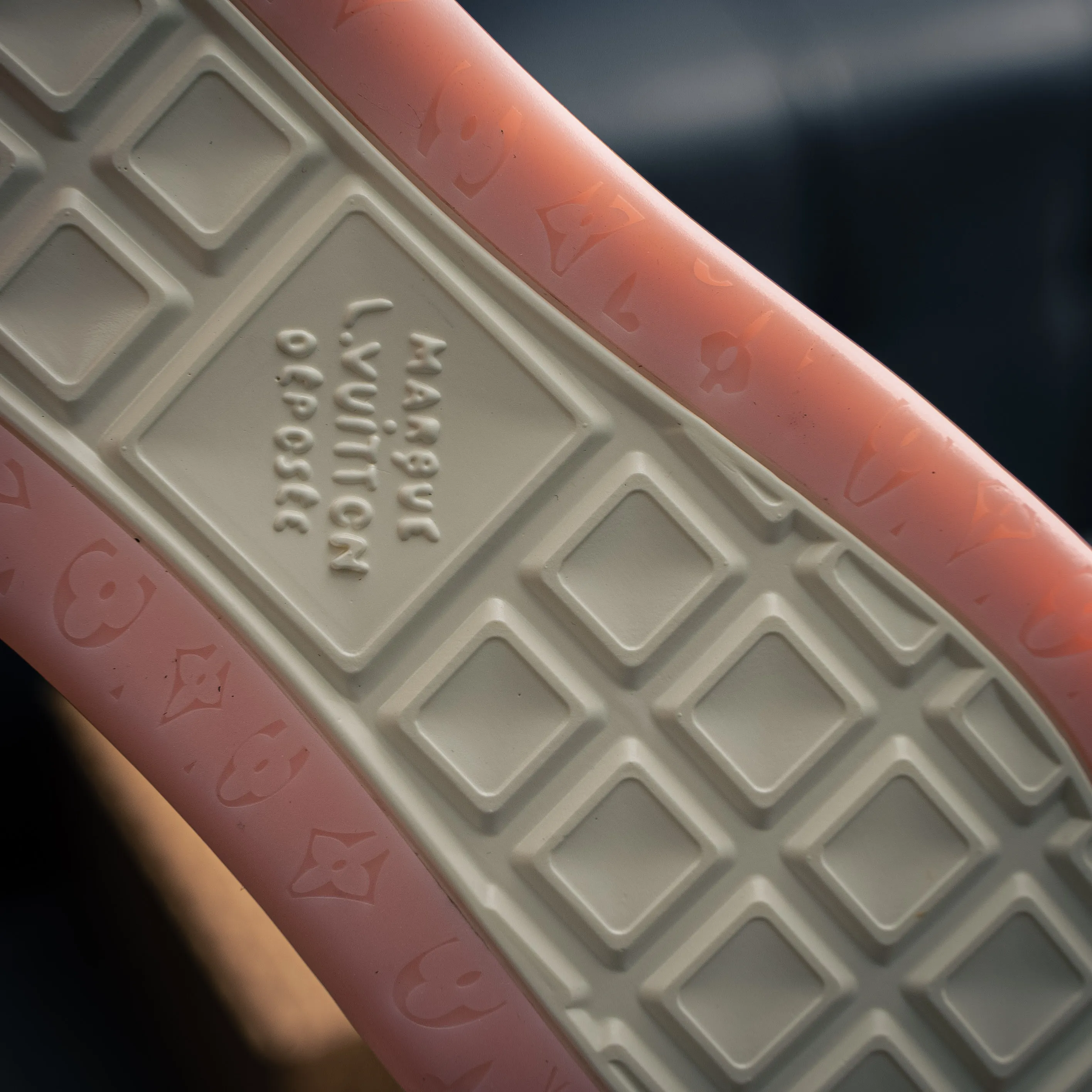 【YS 】 Premium -- LOUIS VUITTON Tilted Series｜2026 LV Tilted Low Sneakers Series Low-Top Retro